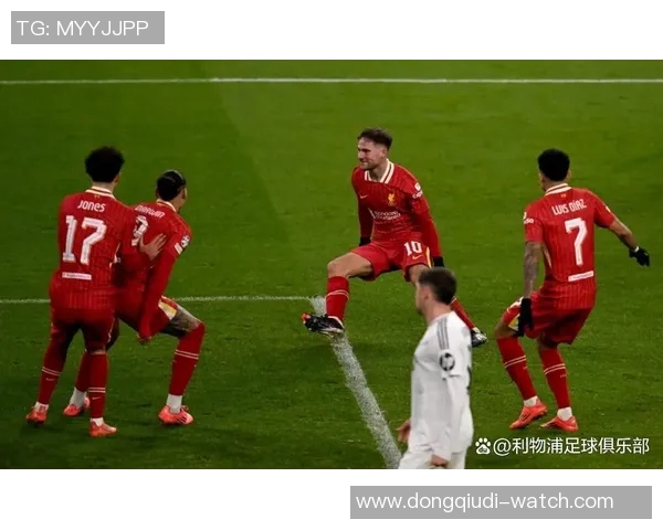 世界杯经典对决利物浦逆转尤文图斯全场沸腾数据分析精彩瞬间