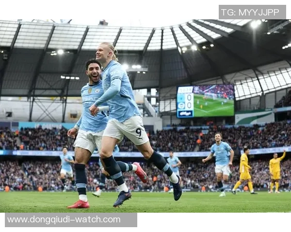 西甲精彩对决那不勒斯与曼城战成平局乌龙球成比赛焦点