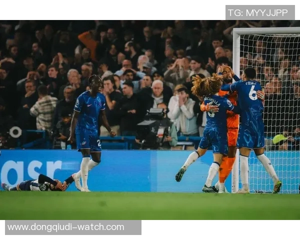 德甲热刺凭补时进球绝杀里昂全场争议判罚引发热议 德甲热刺凭补时进球绝杀里昂全场争议判罚引发热议