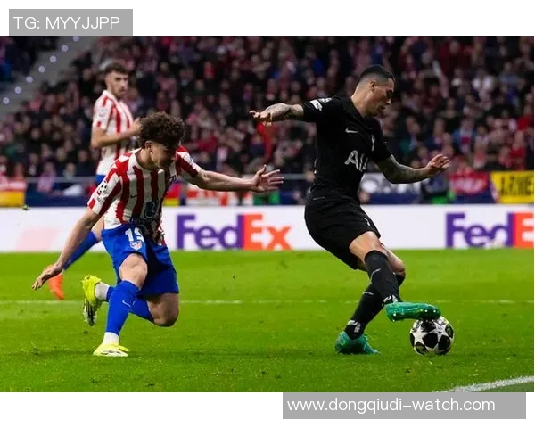 欧冠激战波尔图与马竞握手言和乌龙球引发争议判罚全场沸腾